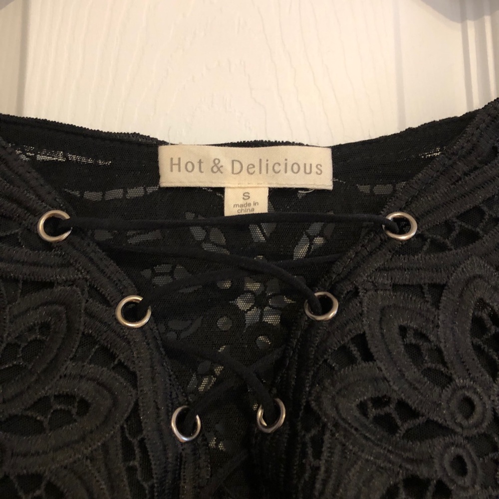 Black Lace Up Crop Top NEVER WORN - Picture 6 of 8